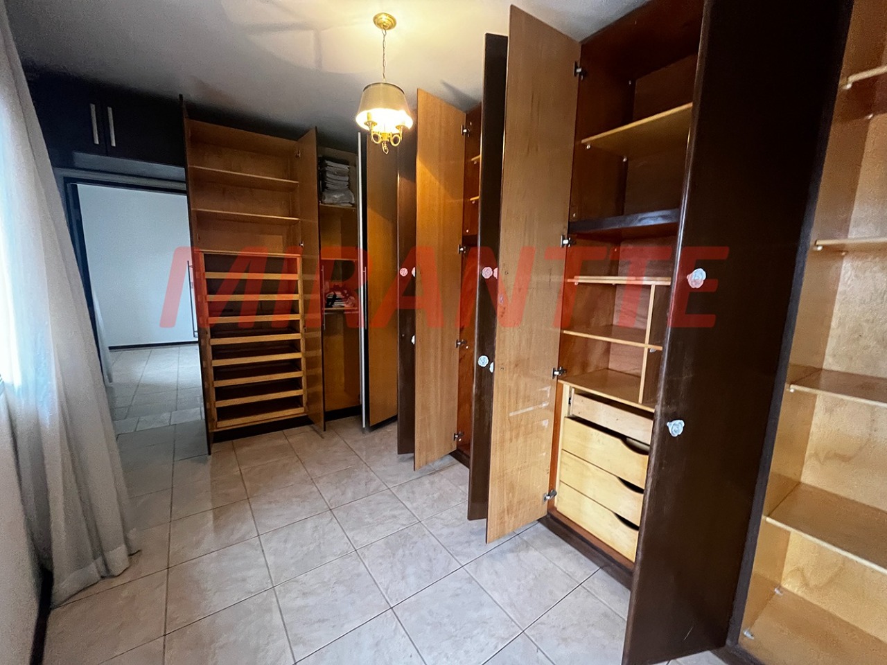 Sobrado de 206m² com 2 quartos em Jardim São Paulo