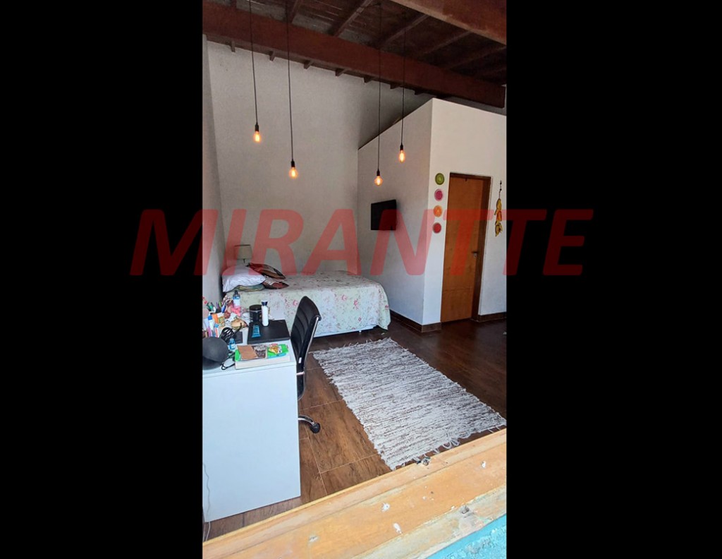 Terreno de 1036m² com 2 quartos em PARQUE PETROPOLIS