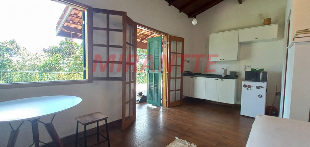 Terreno de 1036m² com 2 quartos em PARQUE PETROPOLIS