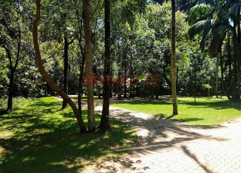 Terreno de 379m² em Vila Itaim