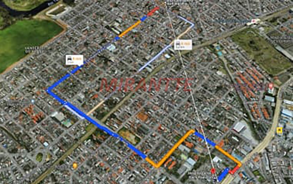 Terreno de 379m² em Vila Itaim
