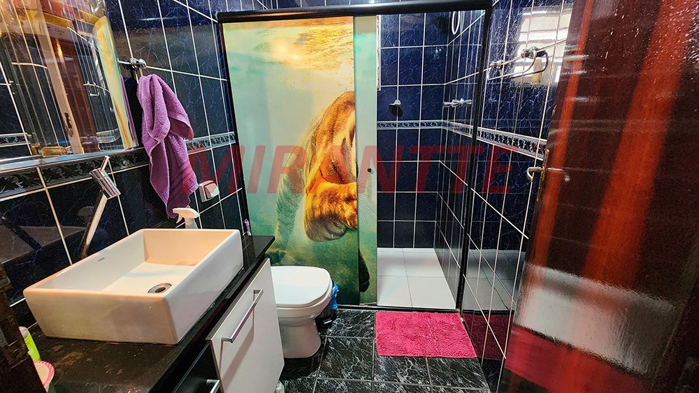 Sobrado de 180m² com 3 quartos em Jardim Peri