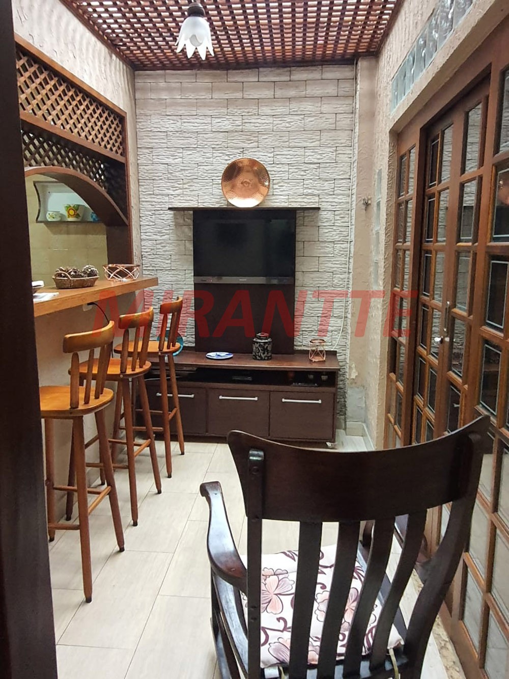 Sobrado de 100m² com 3 quartos em Tremembe