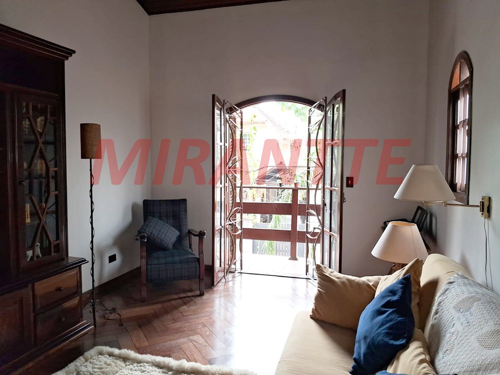Sobrado de 100m² com 3 quartos em Tremembe