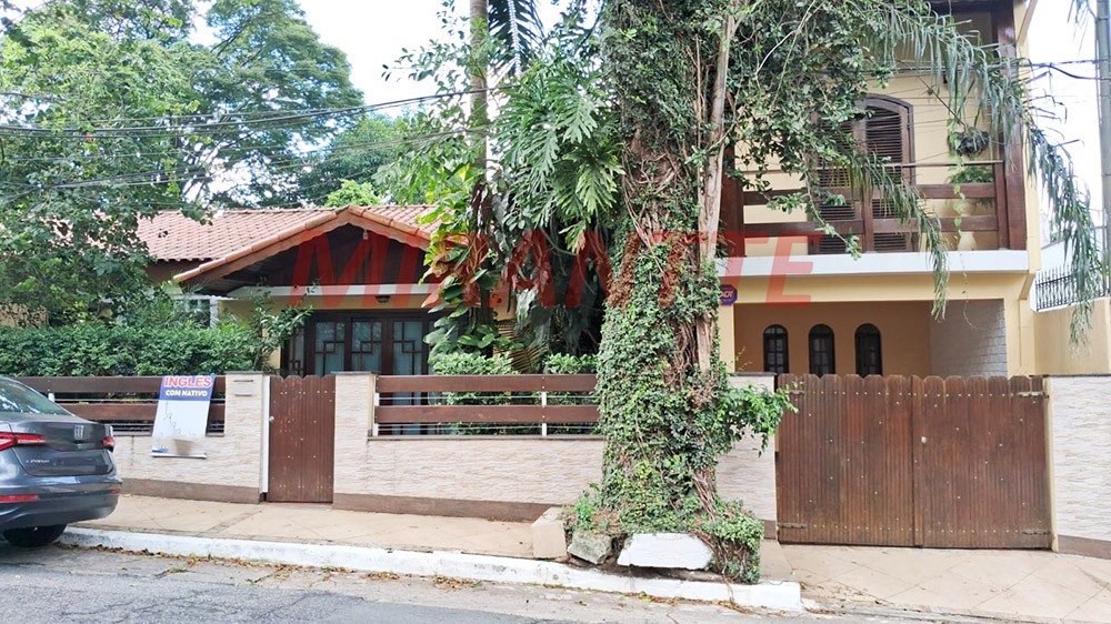 Sobrado de 100m² com 3 quartos em Tremembe