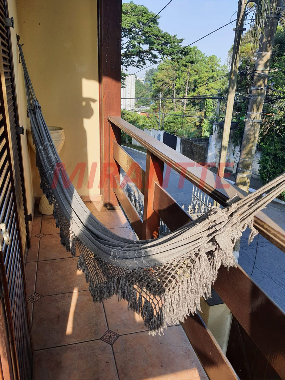 Sobrado de 100m² com 3 quartos em Tremembe
