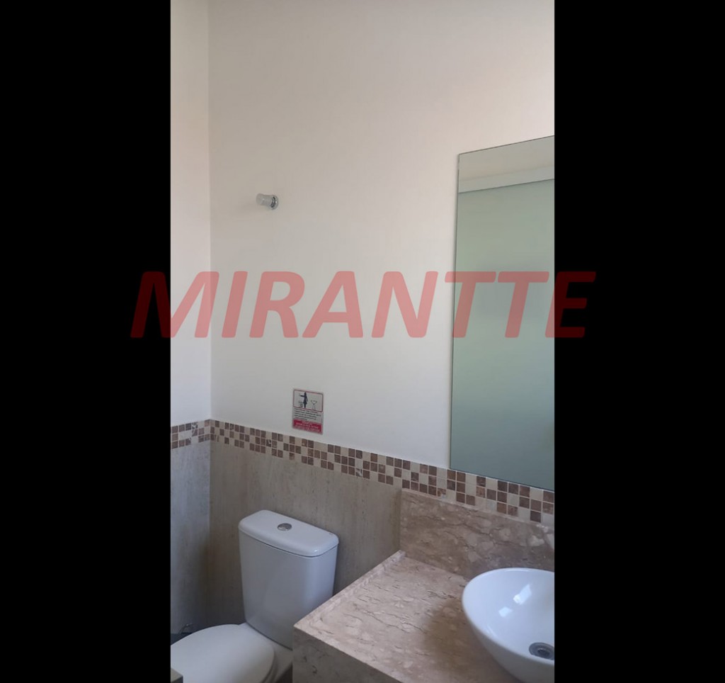 Apartamento em Água Fria