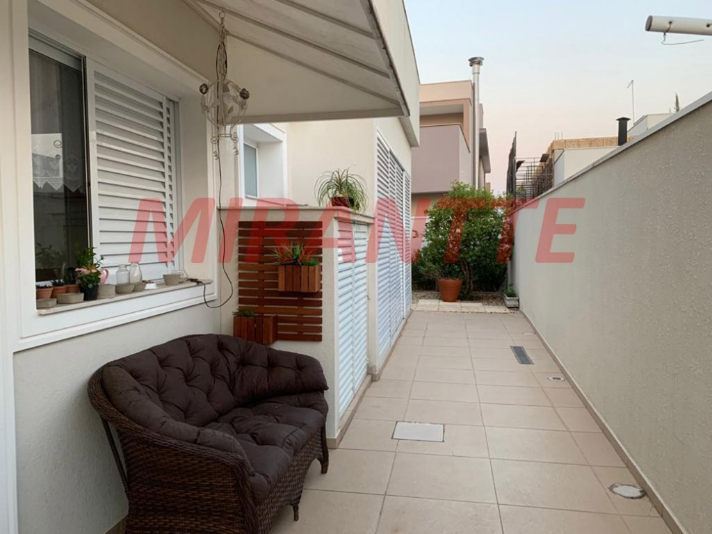 Cond. fechado de 510m² com 4 quartos em Jardim Maison Du Parc