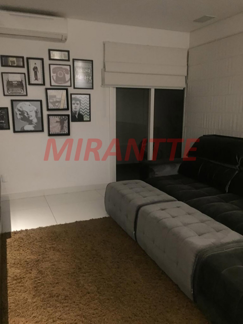 Cond. fechado de 510m² com 4 quartos em Jardim Maison Du Parc