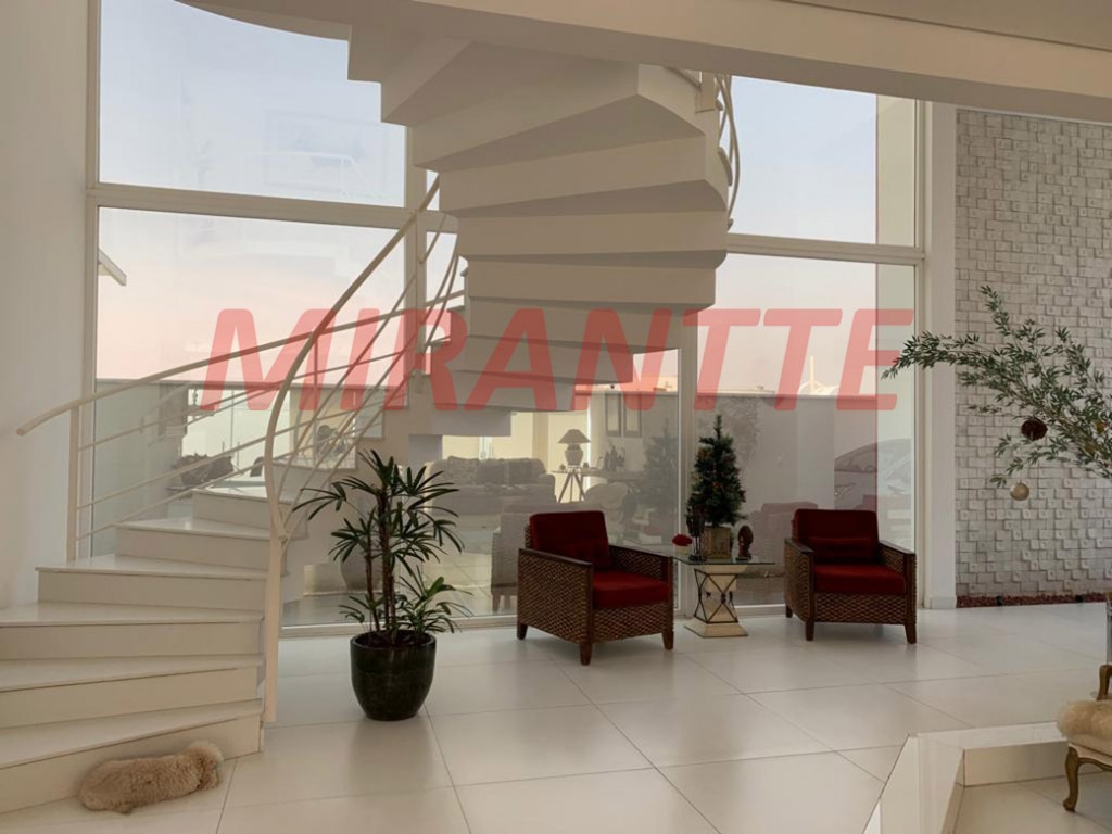 Cond. fechado de 510m² com 4 quartos em Jardim Maison Du Parc
