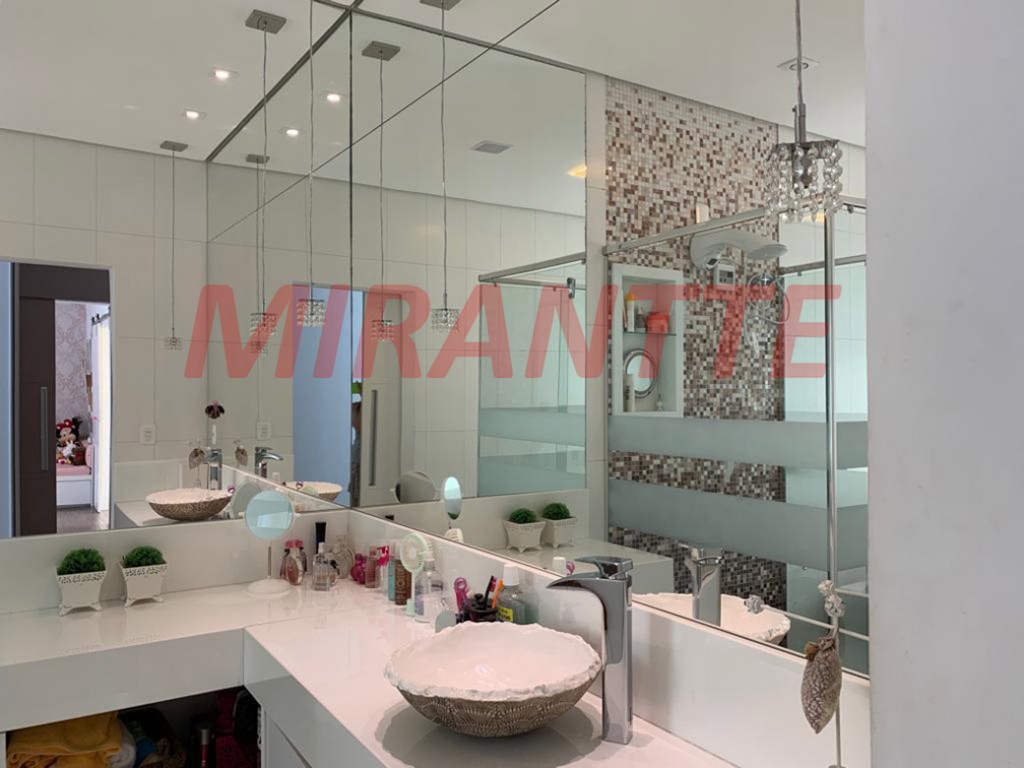 Cond. fechado de 510m² com 4 quartos em Jardim Maison Du Parc