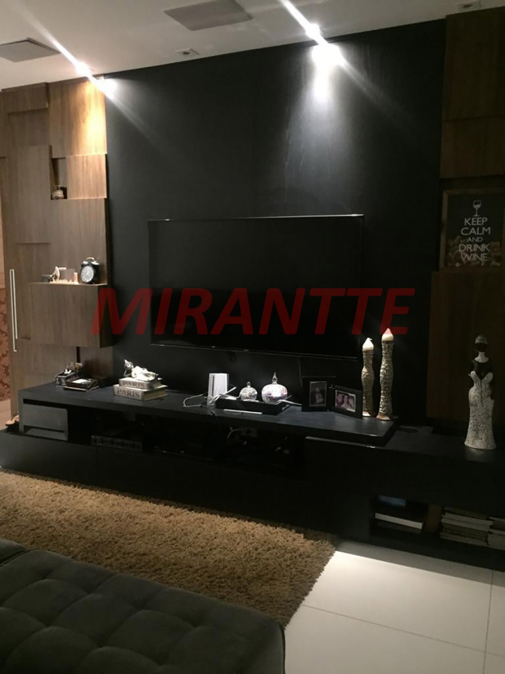Cond. fechado de 510m² com 4 quartos em Jardim Maison Du Parc