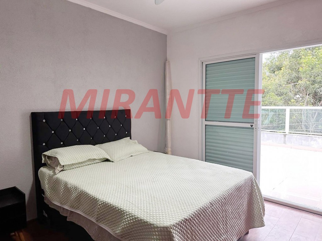 Sobrado de 200m² com 3 quartos em Vila Irmaos Arnoni
