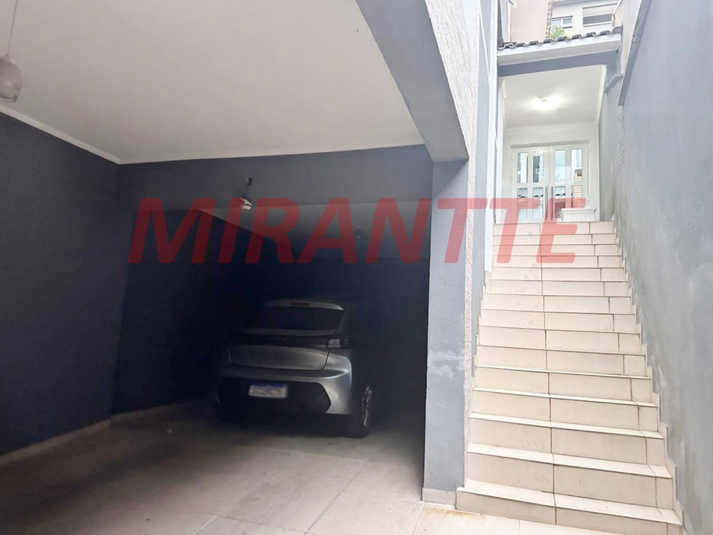 Sobrado de 200m² com 3 quartos em Vila Irmaos Arnoni