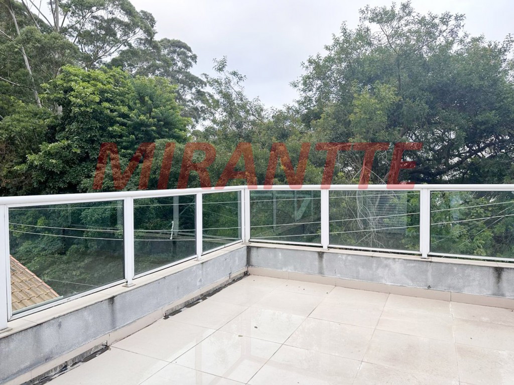 Sobrado de 200m² com 3 quartos em Vila Irmaos Arnoni