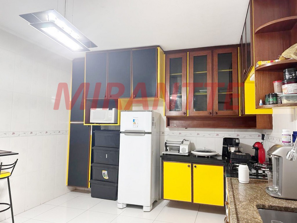 Sobrado de 200m² com 3 quartos em Vila Irmaos Arnoni