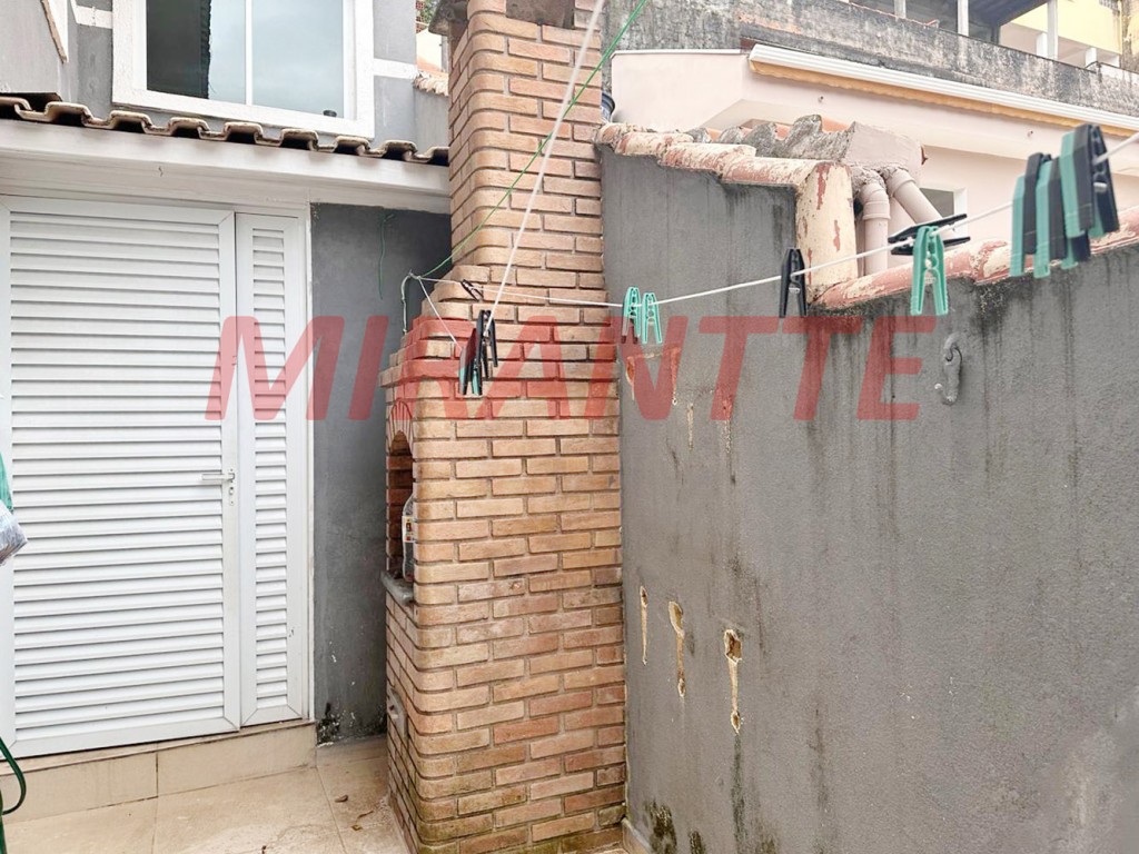 Sobrado de 200m² com 3 quartos em Vila Irmaos Arnoni
