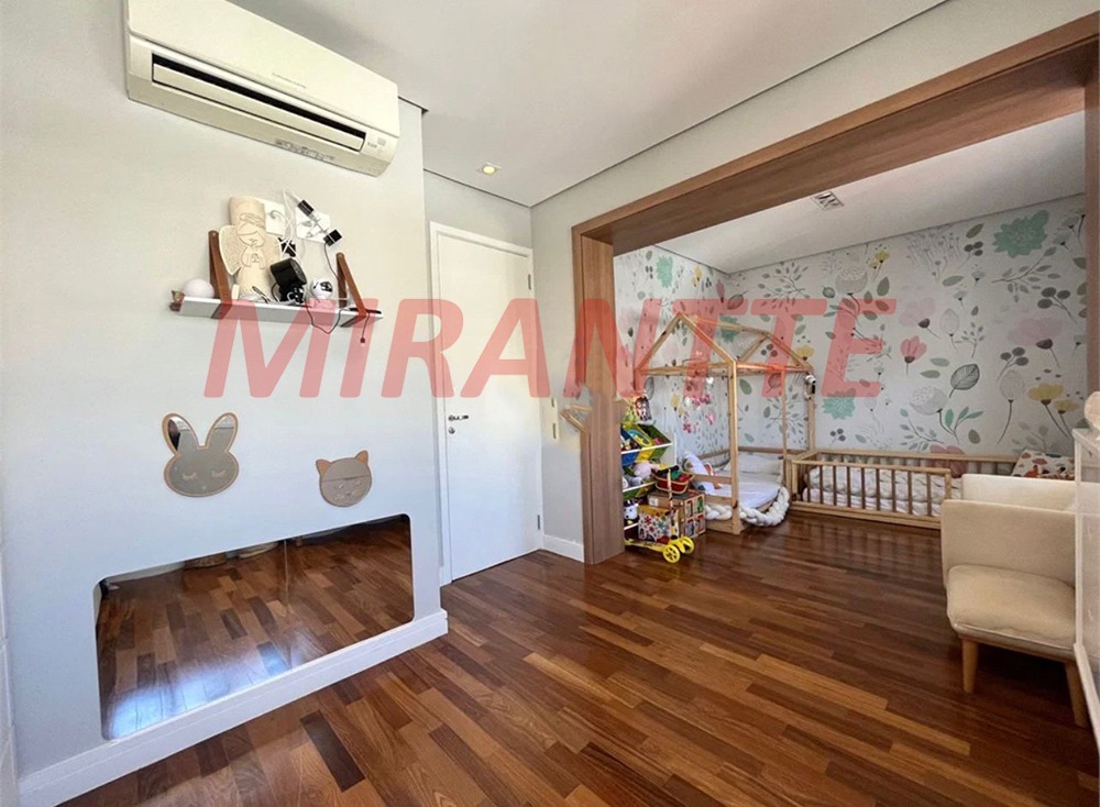 Cobertura de 296m² com 3 quartos em Santana