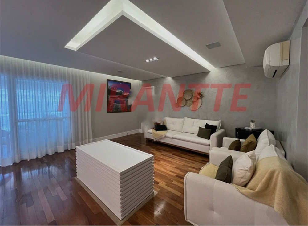 Cobertura de 296m² com 3 quartos em Santana