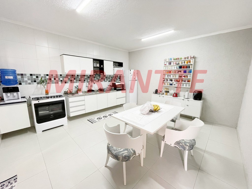 Casa terrea de 180m² com 3 quartos em Casa Verde Alta