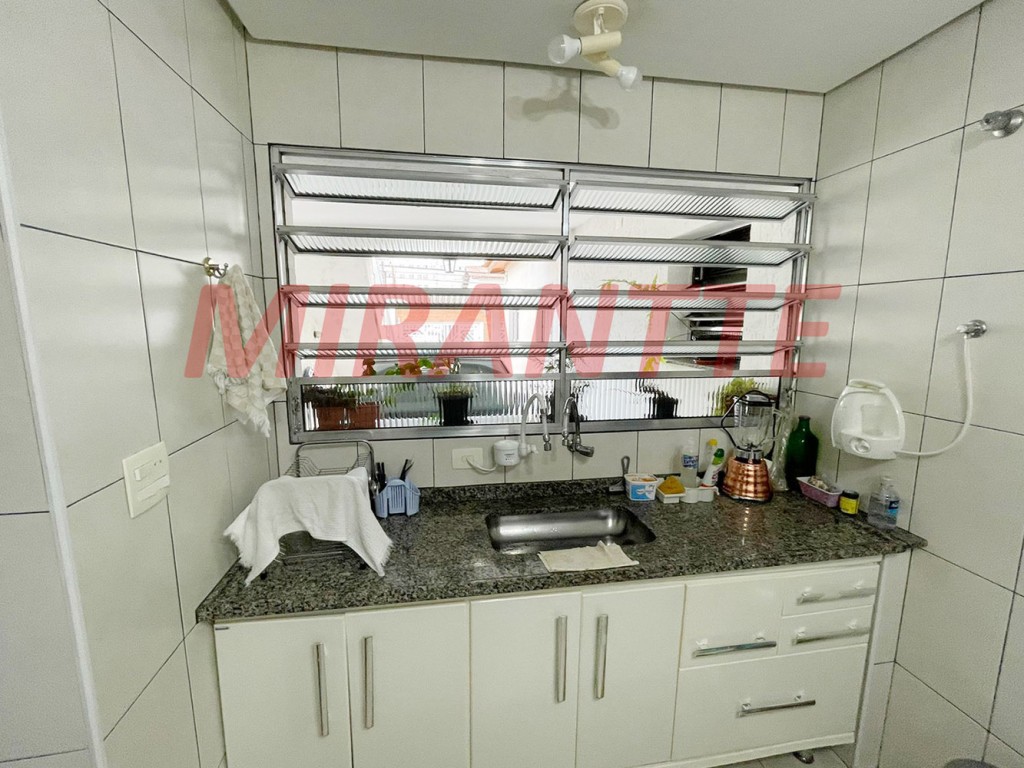 Casa terrea de 180m² com 3 quartos em Casa Verde Alta
