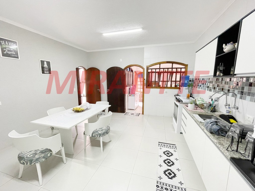 Casa terrea de 180m² com 3 quartos em Casa Verde Alta