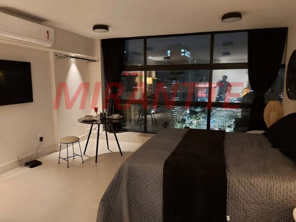 Apartamento de 37m² com 1 quartos em Centro