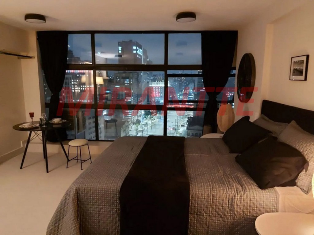 Apartamento de 37m² com 1 quartos em Centro