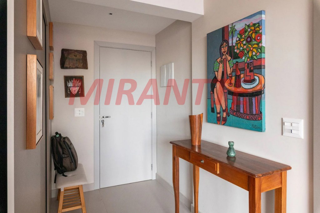 Apartamento de 75m² com 1 quartos em Centro