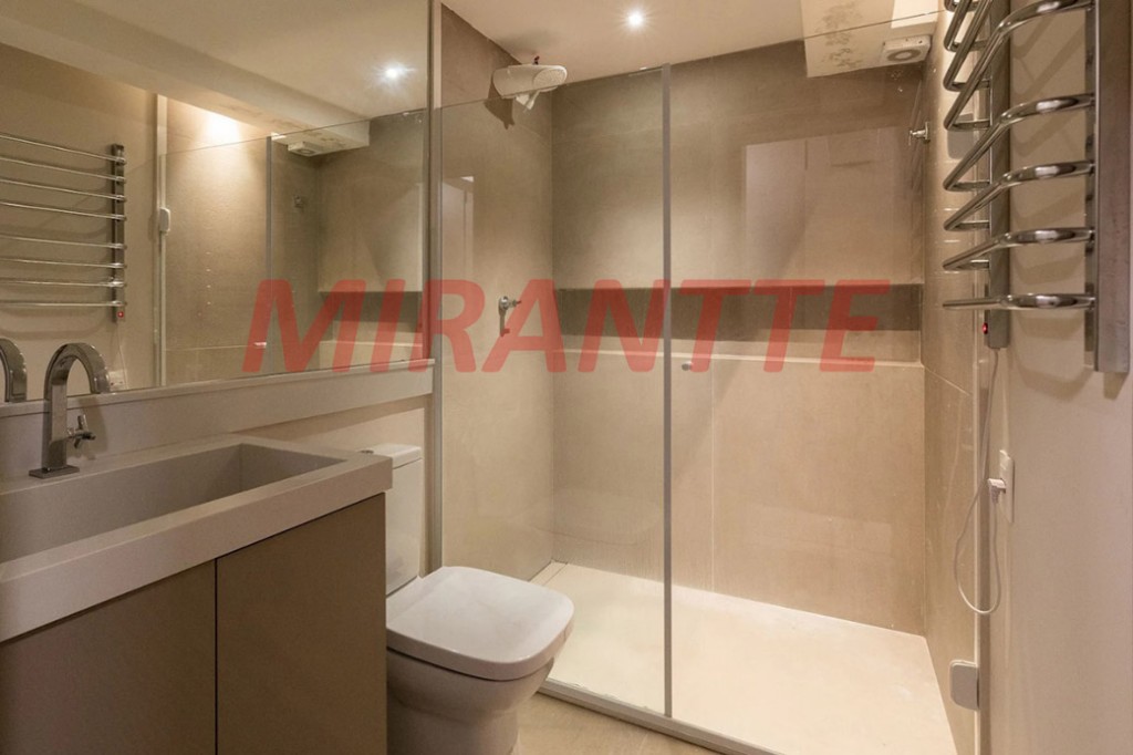 Apartamento de 75m² com 1 quartos em Centro