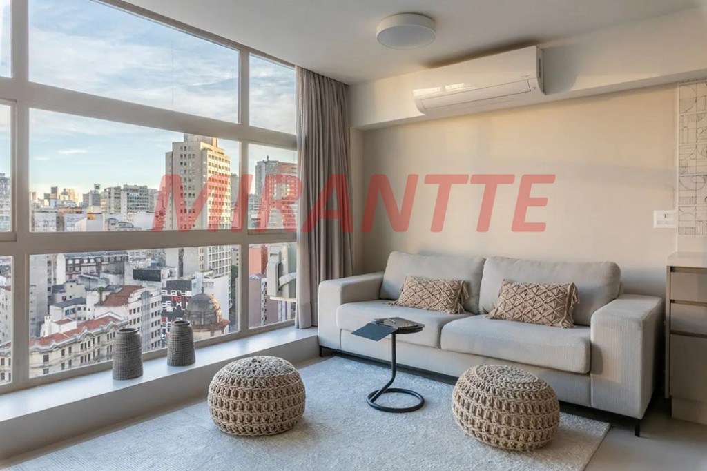 Apartamento de 75m² com 1 quartos em Centro