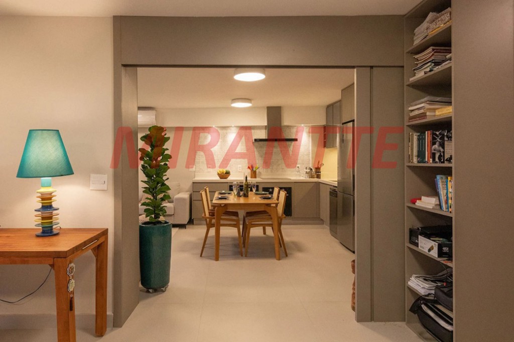 Apartamento de 75m² com 1 quartos em Centro