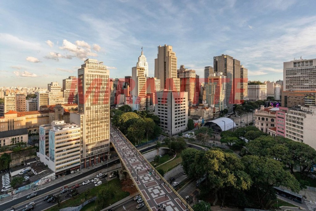 Apartamento de 75m² com 1 quartos em Centro