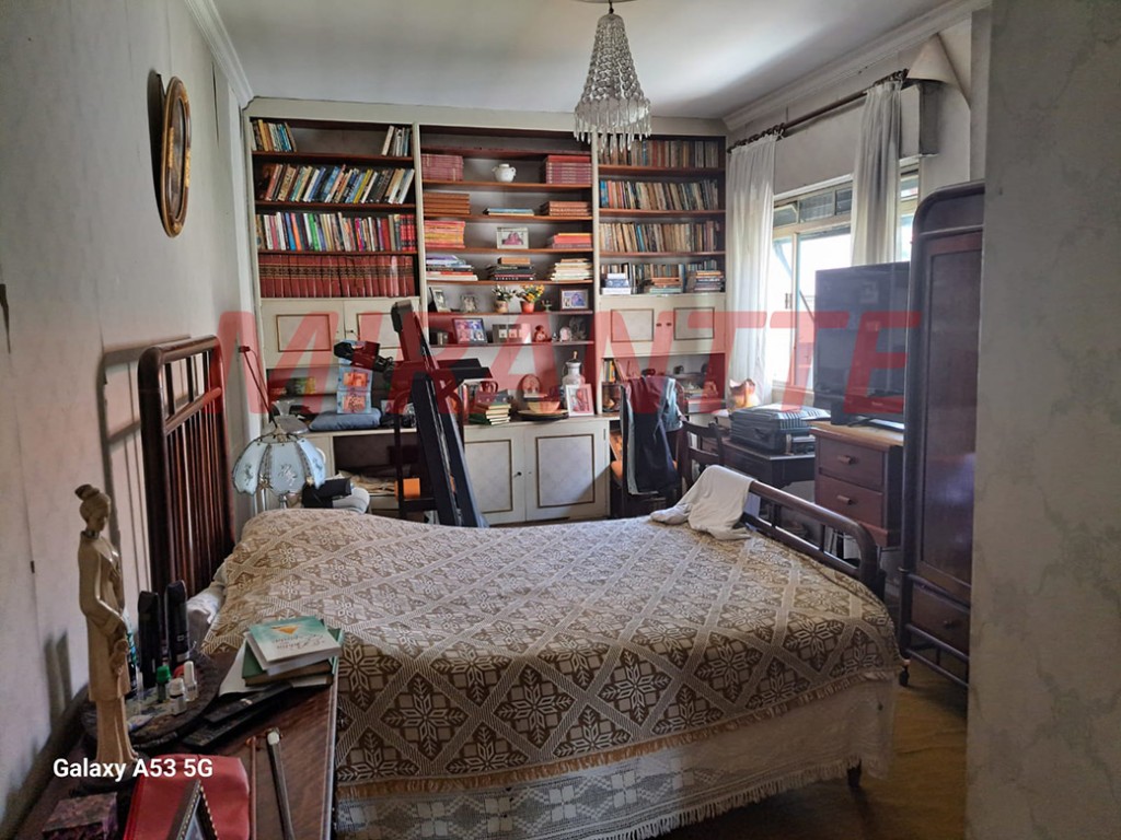 Sobrado de 300m² com 4 quartos em Sumaré