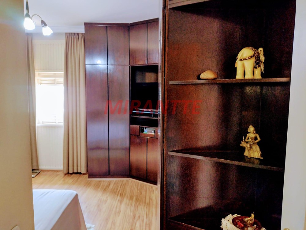 Sobrado de 230m² com 3 quartos em Vila Nova Cachoeirinha