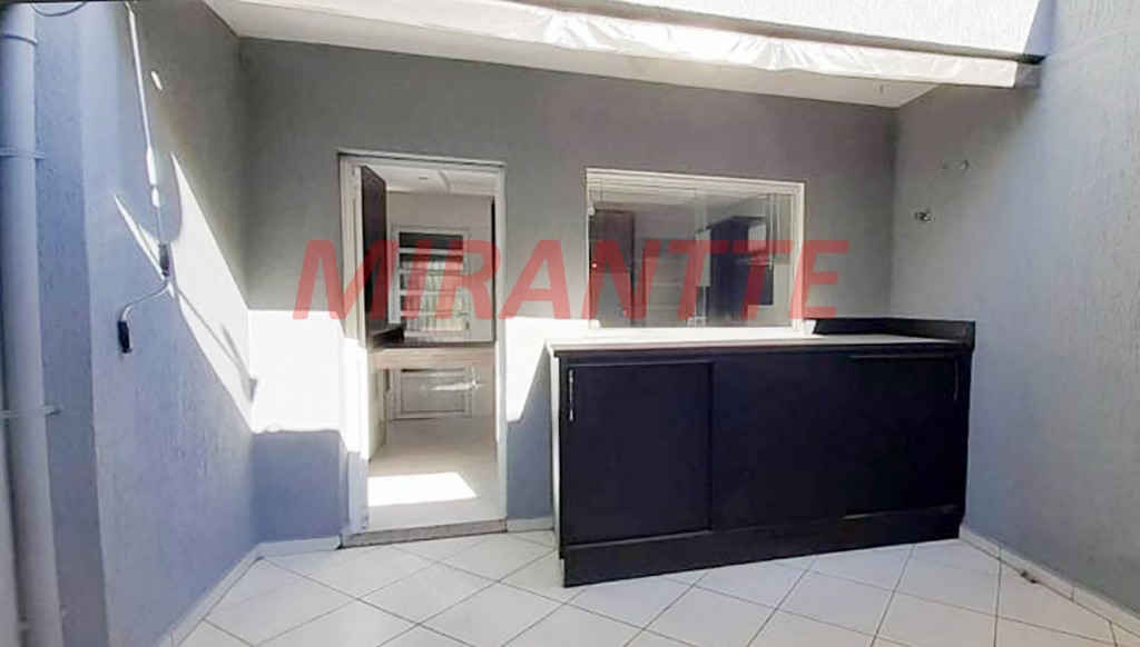 Sobrado de 160m² com 3 quartos em Vila Aurora