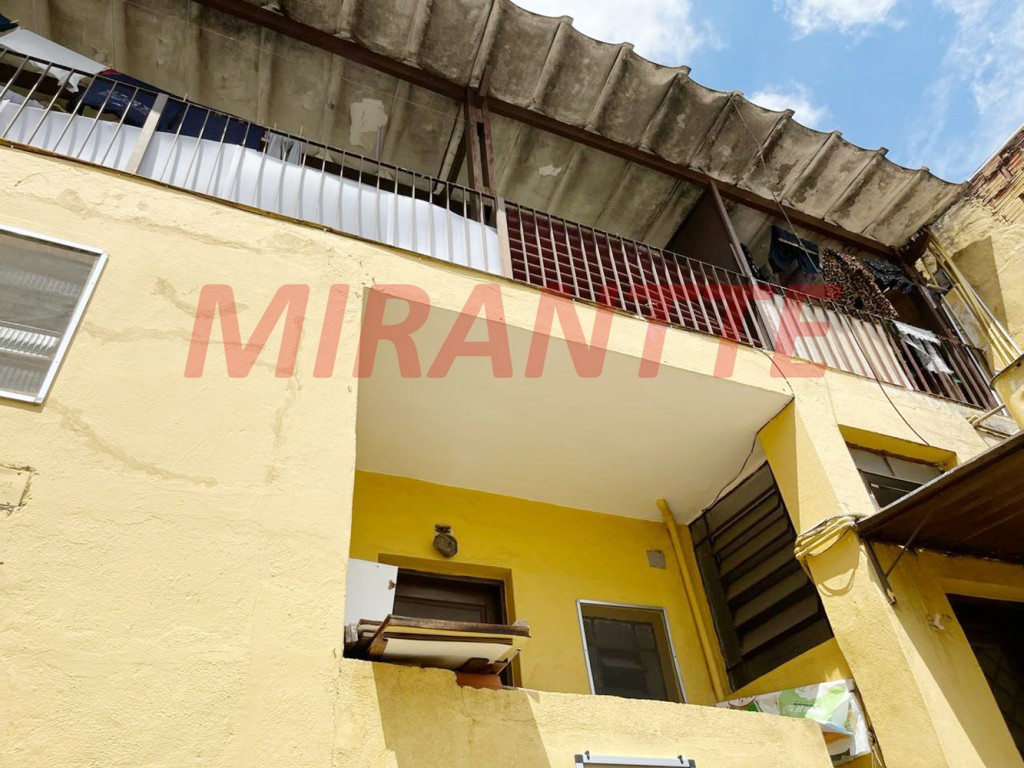 Sobrado de 320m² com 10 quartos em Limão