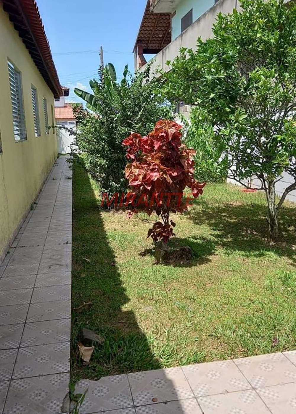 Sobrado de 500m² com 3 quartos em Balneário Adriana