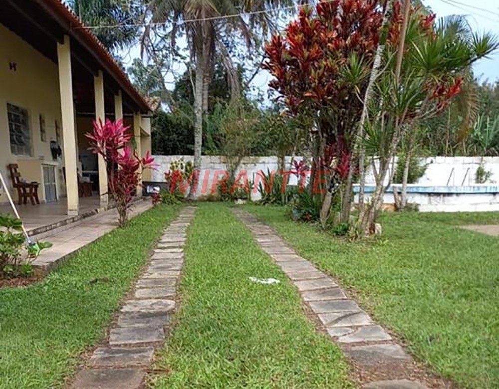 Sobrado de 500m² com 3 quartos em Balneário Adriana