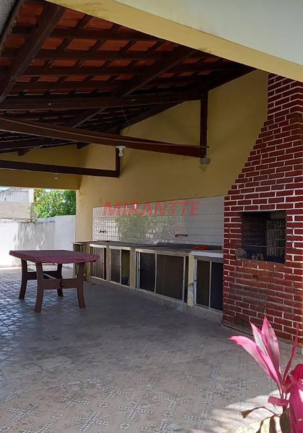 Sobrado de 500m² com 3 quartos em Balneário Adriana