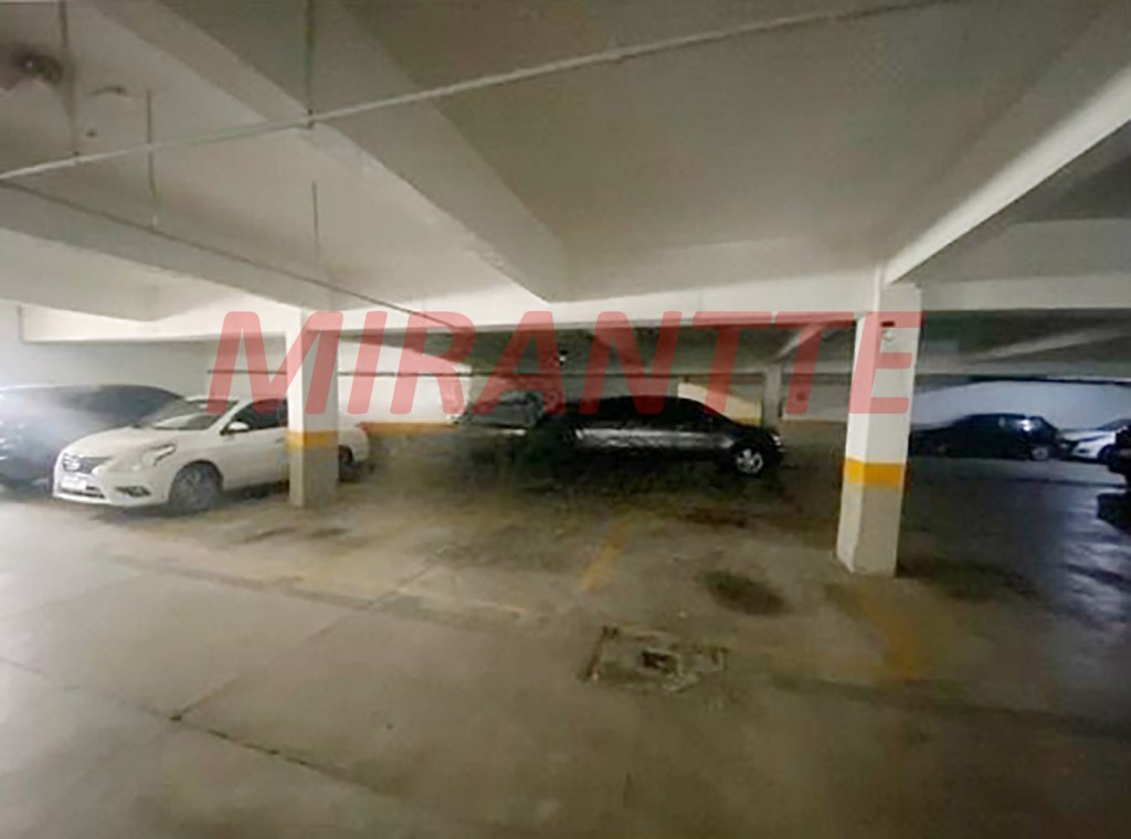 Apartamento de 158m² com 3 quartos em Água Fria