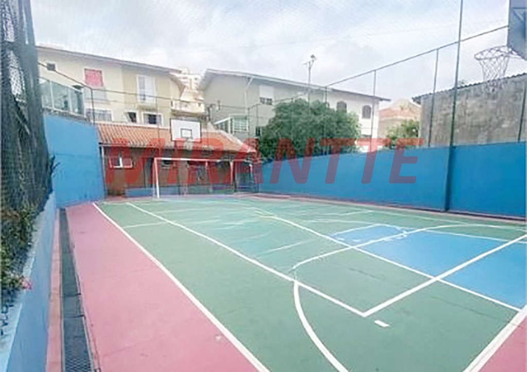Apartamento de 158m² com 3 quartos em Água Fria