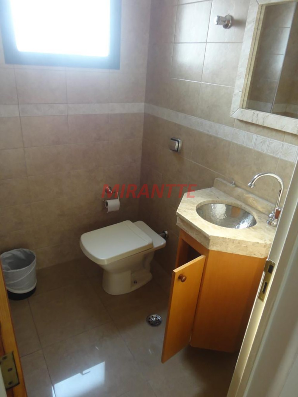 Conjunto comercial de 77m² em Lapa
