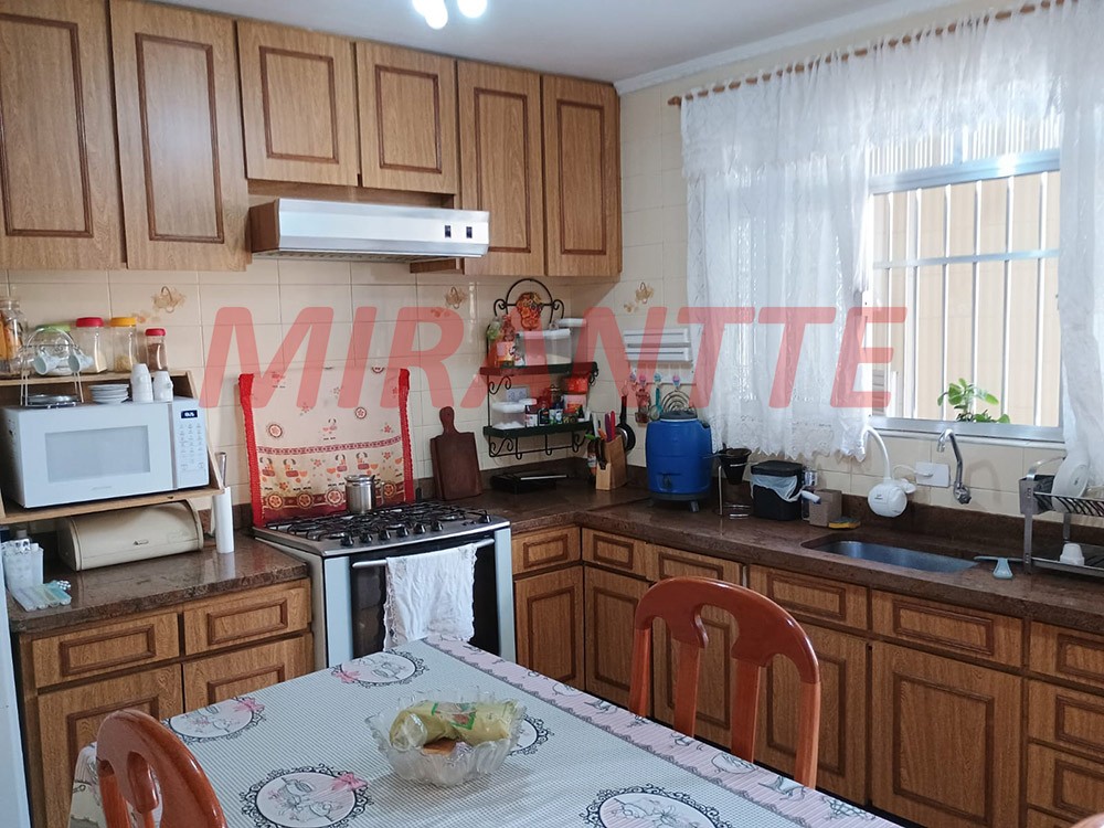 Sobrado de 250m² com 3 quartos em Parque Edu Chaves