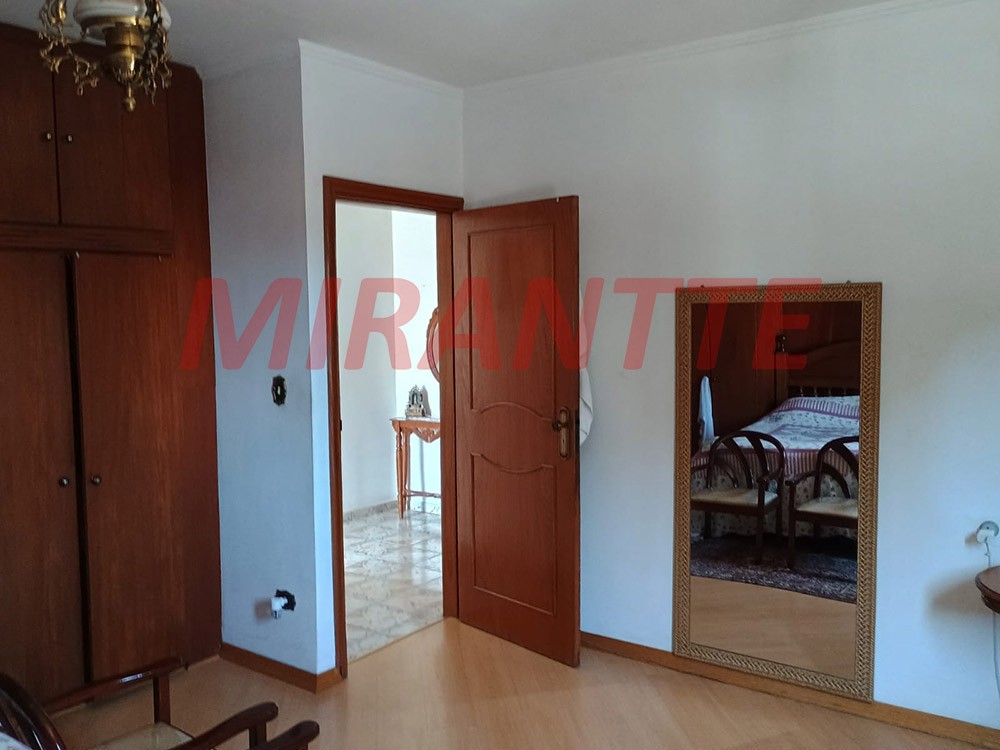Sobrado de 250m² com 3 quartos em Parque Edu Chaves
