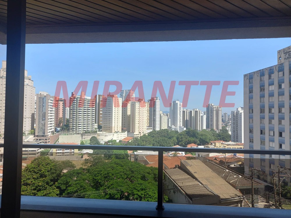 Apartamento de 240m² com 4 quartos em Água Fria