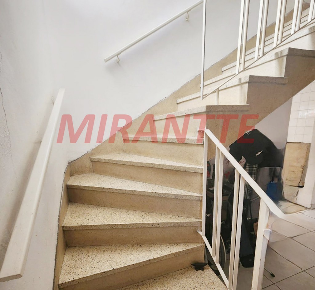 Sobrado de 160m² com 2 quartos em Santana