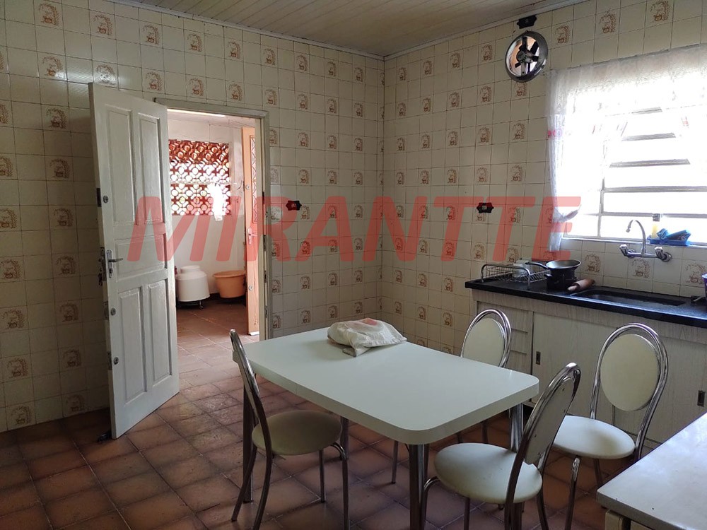Casa terrea de 142m² com 2 quartos em Santana