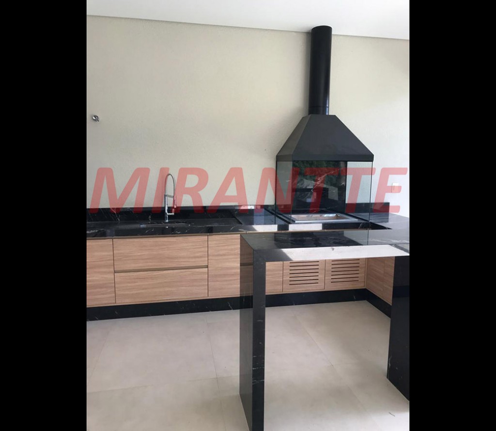 Casa terrea de 320m² com 3 quartos em Vila Itaici
