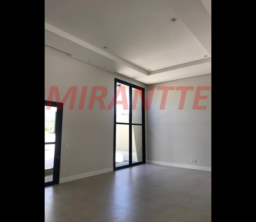 Casa terrea de 320m² com 3 quartos em Vila Itaici
